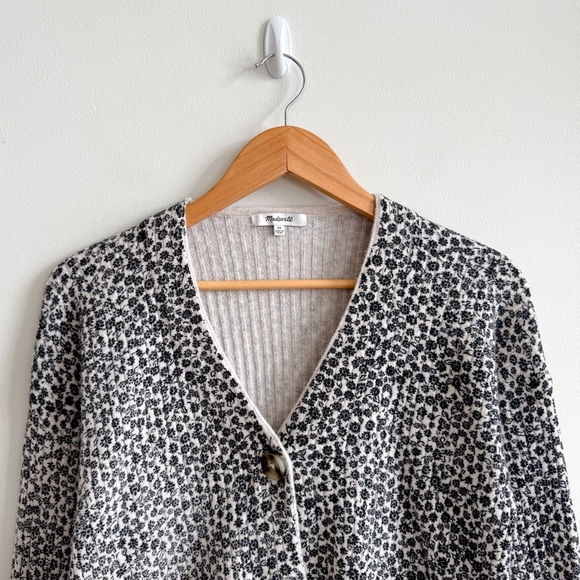 MADEWELL • Vintage Ditsy Cameron Ribbed Cardigan Sweater in Coziest Yarn - Picture 6 of 15